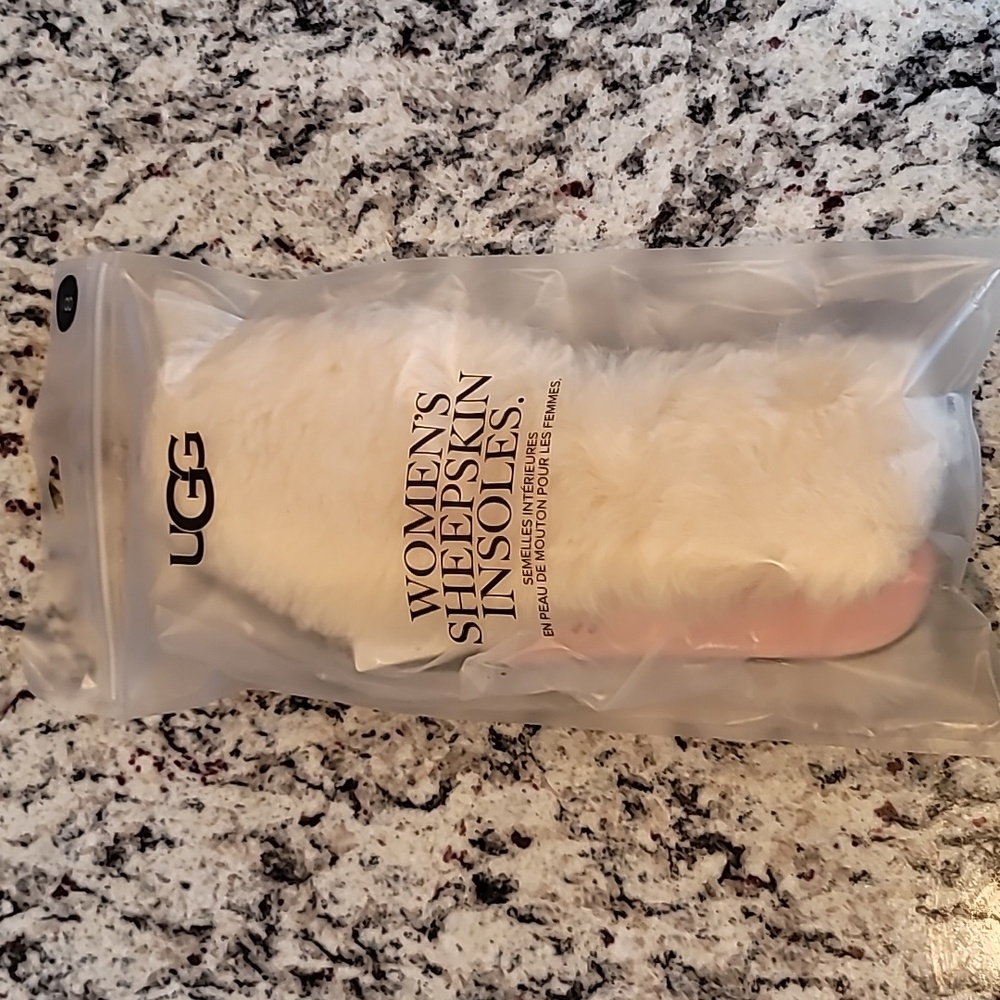 NWT Ugg Women's Sheepskin Insoles, size 8